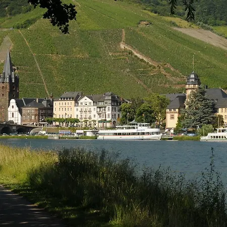 Gastehaus Am Herrenberg * Piesport