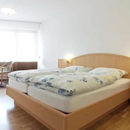 Konukevi Gastehaus Am Herrenberg *